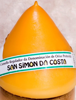 Un libro conta a historia sobre a recuperación do queixo de San Simón