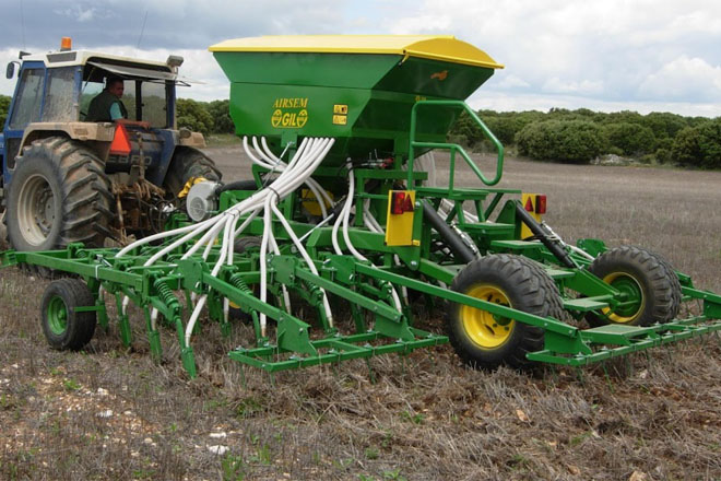 Os equipos de sementeira directa acaparan o 65% das axudas do Plan Renove de maquinaria agrícola