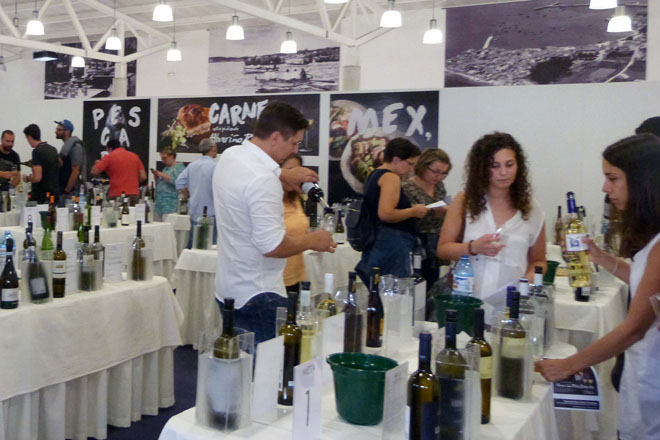 Las exportaciones de vinos gallegos bajaron un punto en 2015 y se situaron en el 17,5%