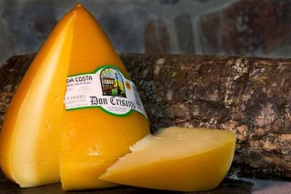 O queixo Don Crisanto, da DO San Simón da Costa, obtén o Premio Especial Alimentos de España