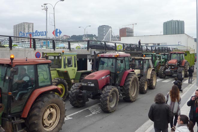 Los ganaderos levantan el bloqueo a Lidl tras lograr un acuerdo