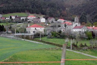 A Xunta aproba rebaixas de impostos para a compra de vivenda no rural menos poboado
