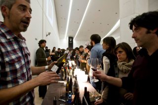 Os fogares españois aumentan o consumo de viño con DO e de espumosos