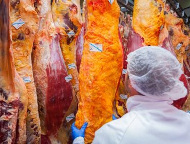 Os prezos da carne de vacún recupéranse na Unión Europea a niveis pre-Covid