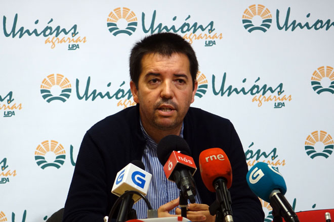 As granxas galegas poden reclamarlle ata 315 millóns de euros ás industrias lácteas multadas por Competencia