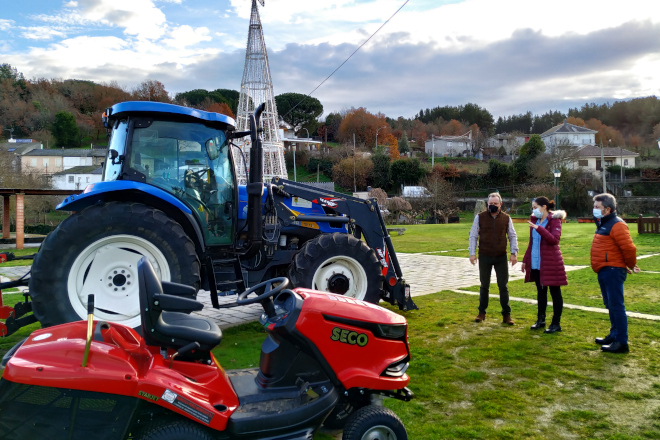 Visita a Pobra de Brollón para revisión da compra de maquinaria para a limpeza de zonas rurais no marco dun convenio interadministrativo