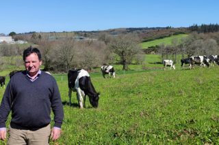 Gandería Vence, a granxa dun dos promotores do cooperativismo gandeiro en Galicia