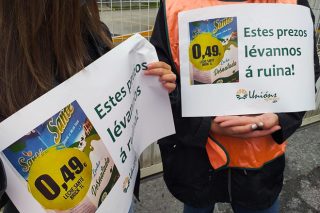 Presión a Central Lechera Asturiana, Lactalis, Carrefour, Gadis e Alcampo para que suban o prezo do leite