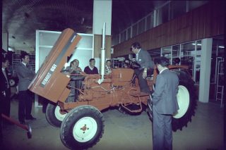 Ebro, Lanz, Barreiros, John Deere ou Renault, a historia dos tractores fabricados en España
