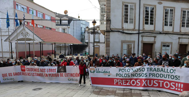 Mobilización de gandeiros de vacún de carne en Ortigueira. / Imaxe: Unións Agrarias.