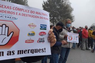 Unións anuncia que os supermercados galegos retirarán a marca Larsa e as de Lactalis este venres e sábado