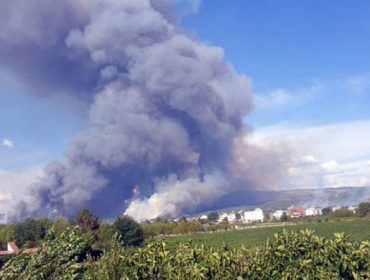 Os danos provocados pola vaga de lumes reabren o debate sobre a desorde territorial