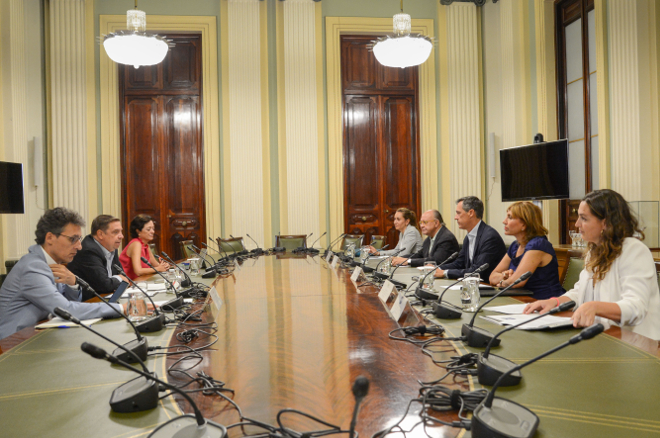 Reunión del ministro Luis Planas con asociaciones empresariales del sector de los fertilizantes