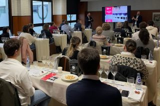Adegas galegas fórmanse en enoloxía nunha xornada acreditada pola Wine & Spirit Education Trust