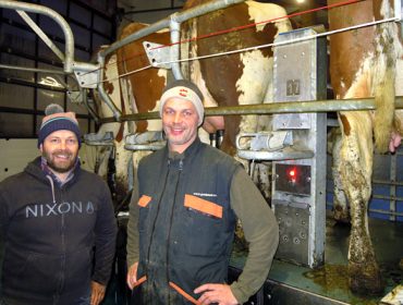 “Decidimos limitar a produción para garantir un bo prezo por cada litro de leite”