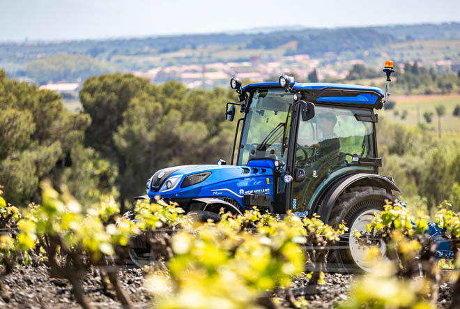 O New Holland T4.120F foi premiado como ‘Tractor of the Year 2023 na categoría de "Best of Specialized".