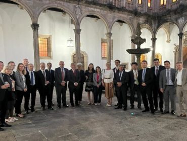 Reunión das asociacións do cooperativismo de crédito mundial en Santiago coa Caixa Rural Galega de anfritioa