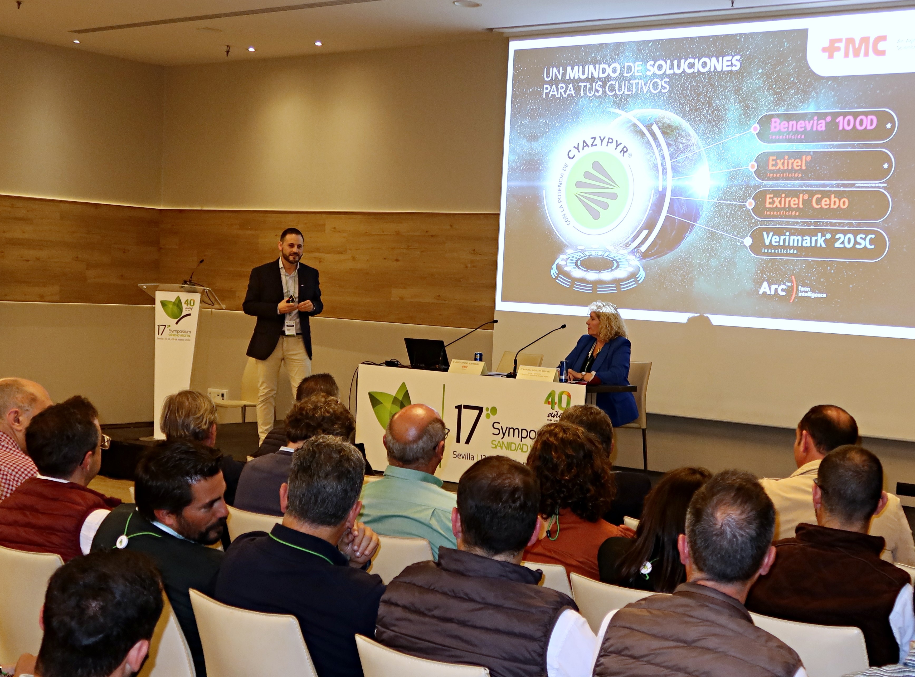 Presentadas as novas solucións de FMC Agricultural Solution en Sevilla